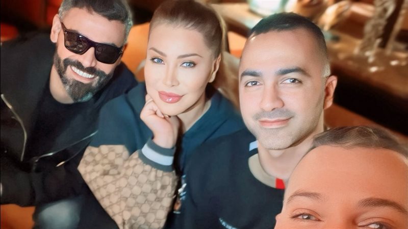 نوال الزغبي رفقة