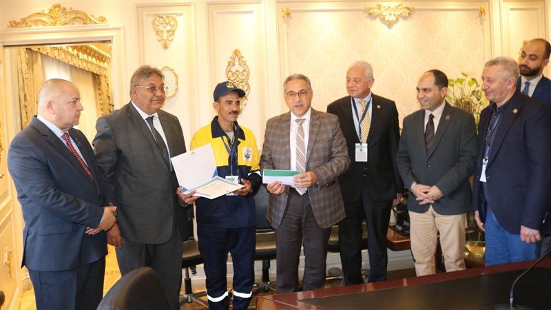 لجنة الإدارة المحلية