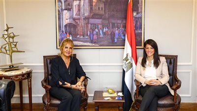 المشاط تلتقي رئيسة الكونفدرالية العامة للمؤسسات الجزائرية لمناقشة فرص التعاون المشترك