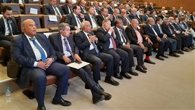 رئيس غرفة القاهرة يشارك في منتدى الأعمال المصري الأرميني