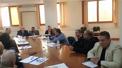 مجلس أمناء كفر الشيخ يناقش عددا من القضايا التعليمية