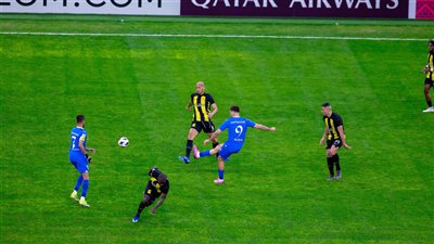 دوري أبطال آسيا، الهلال يضرب اتحاد جدة بثنائية في الشوط الأول (فيديو وصور) 