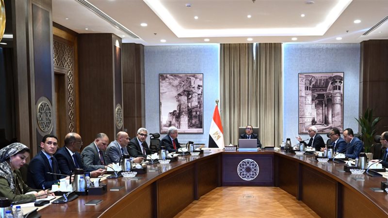 اجتماع برئاسة الدكتور