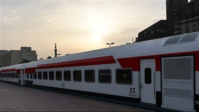 السكك الحديد تحذر طلاب المدارس من ظاهرة إلقاء الحجارة على القطارات