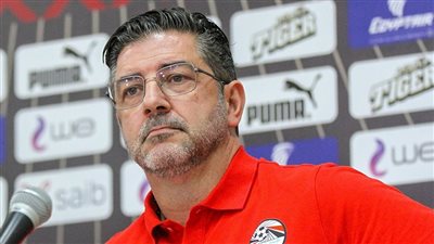 ضياء السيد: فيتوريا فشل فنيا في قيادة منتخب مصر 