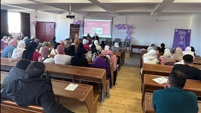 كلية العلاج الطبيعي بجامعة السويس تحتفل باليوم العالمي للمرأة وتنظم ندوة عن سرطان الثدى
