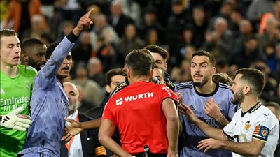 الدوري الإسباني، أزمة بسبب موعد مباراة ريال مدريد وفالنسيا المؤجلة 