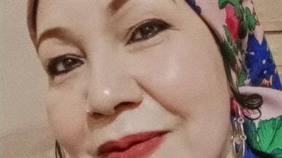 «أمل» عاشقة الطين الأسواني: نحت البورتريه تحدي ومتعة بلا حدود 