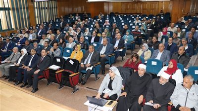 استعدادا لشهر رمضان، محافظ القليوبية يشدد على توفير السلع الأساسية بالمنافذ الثابتة