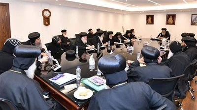 البابا تواضروس يترأس اجتماع اللجنة الدائمة للمجمع المقدس