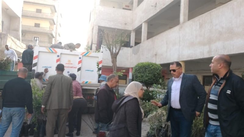 100 مليون شجرة بالبحيرة،