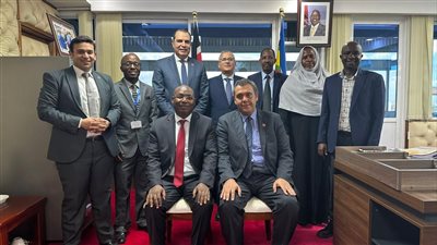 هيئة الدواء تبحث إمكانية استثمار الشركات المصرية في كينيا