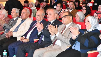 جامعة الإسماعيلية الأهلية تحتفل بعيد الربيع الصيني (صور) 