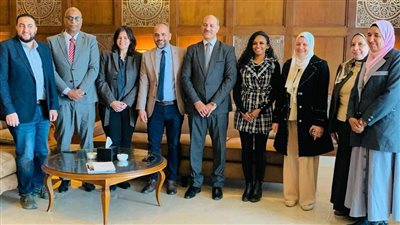 تعليم الإسكندرية يتابع برنامج تدريب موجهي اللغة الإنجليزية 