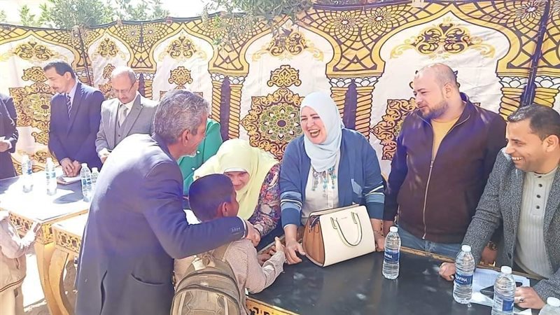 تكريم العائدين من