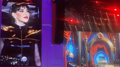 عرفت غلطها، مي فاروق تلغي التوزيع الغربي لأغنيات أم كلثوم بحفلها في الرياض عقب انسحاب الجمهور (فيديو)