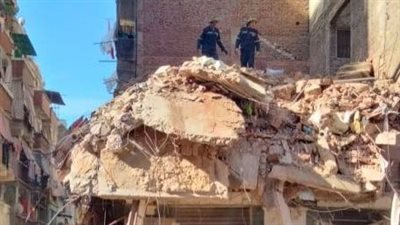 مصرع وإصابة 6 أشخاص في انهيار عقار بالإسكندرية 