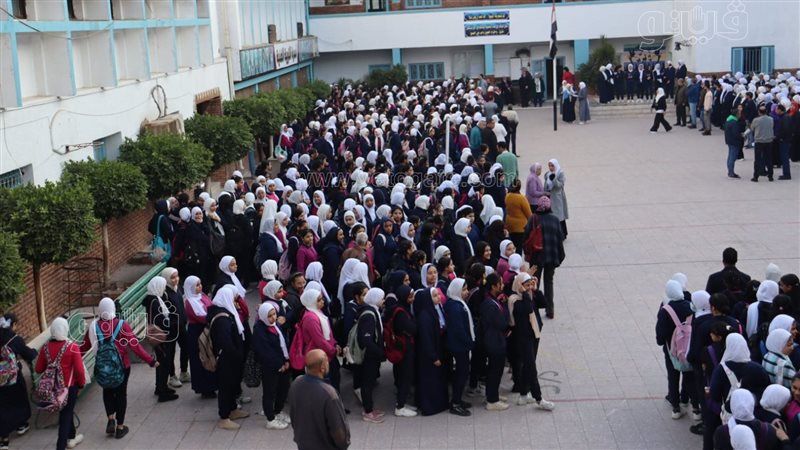 طلاب المدارس، فيتو