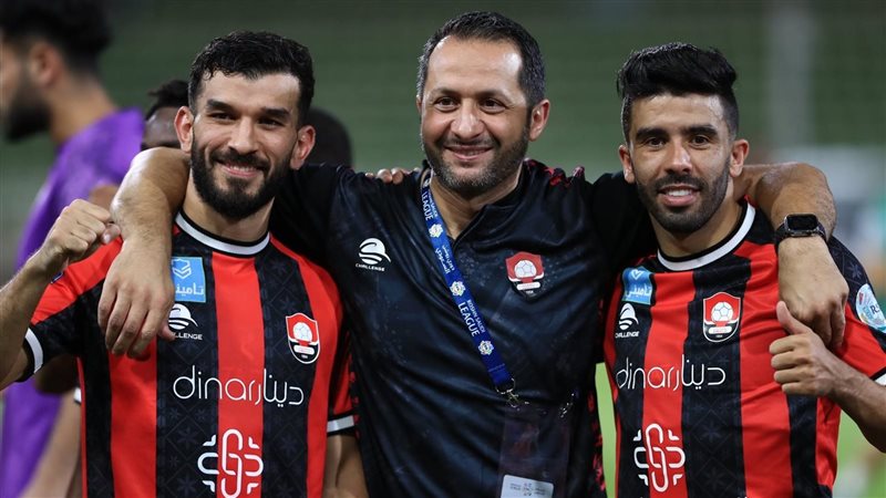 الرائد، فيتو