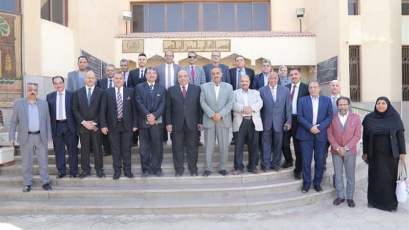 القوافل التعليمية