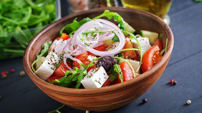 معهد التغذية: صيام رمضان فرصة لتقليل الوزن وطبق السلطة أساسي يوميا 