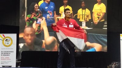 عمر عصر يتحدى محمد صلاح في تنس الطاولة: مواجهة لن تكون سهلة (فيديو)