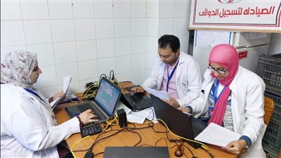 حياة كريمة، قافلة طبية مجانية متعددة التخصصات والكشف على 1117 مواطنا في دمياط