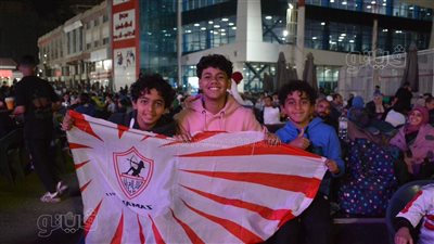 إقبال أعضاء الزمالك على مقر النادي بمنطقة ميت عقبة لمشاهدة مباراة كأس مصر (صور) 