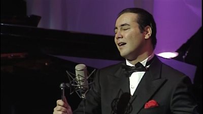 أخبار الفن اليوم: عمرو دياب يشعل حفل نهائي كأس مصر بين الأهلي والزمالك.. ووفاة المطرب المغربي عبده شريف بأزمة قلبية