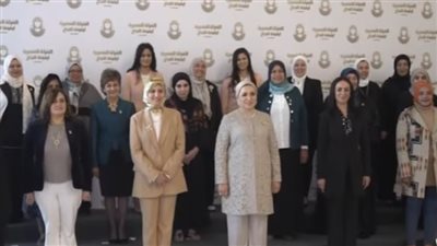 عظيمات مصر، ويستمر عطاء المرأة المصرية في تعلم أجيال بأكملها
