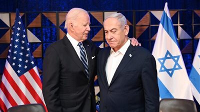 ميكروفون مفتوح يكشف عن حديث سري بين بايدن ونتنياهو بشأن غزة