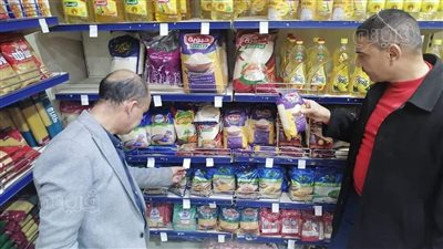 بتخفيضات 30%، زيادة ضخ السلع المدعومة بالمجمعات الاستهلاكية في المنيا