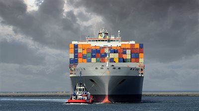 استراتيجة النقل في تطوير ميناء السخنة.. ربطه بالسكك الحديدية والقطار السريع أبرز المشروعات.. و50 مليون جنيه استثمارات إماراتية