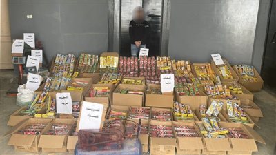 ضبط ورشة تصنيع ألعاب نارية بداخلها أكثر من مليون قطعة في الفيوم