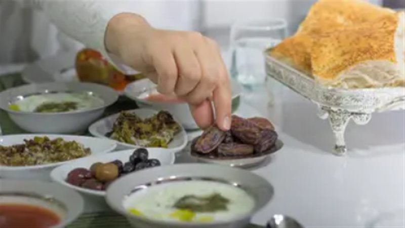 حكم التشارك في الطعام