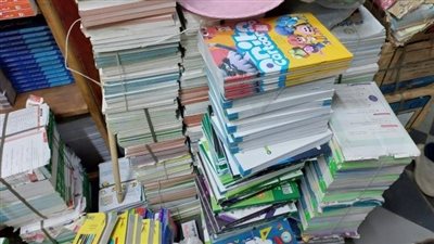 ضبط 6 آلاف نسخة كتب تعليمية مقلدة بدون تفويض بالمنيا