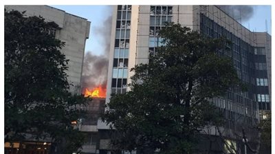 حريق مبنى في طهران وسط أنباء عن وقوع ضحايا 