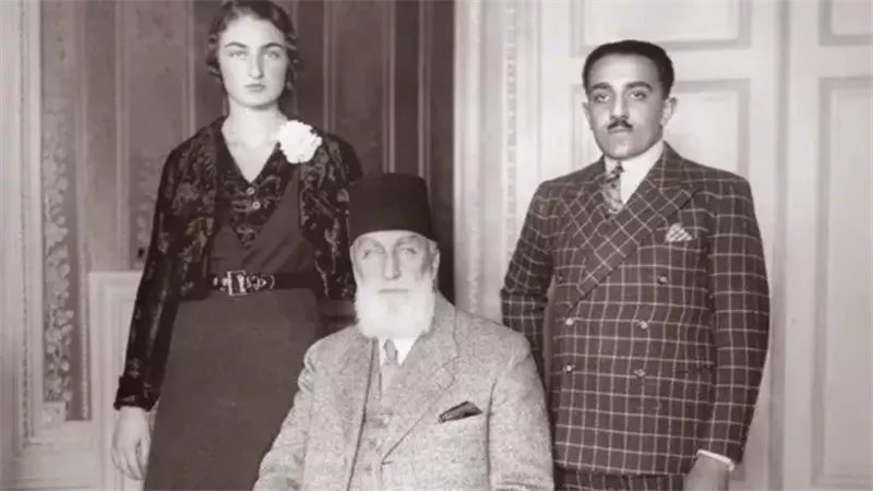 الخليفة الأخير عبد
