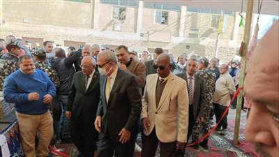 محافظ القليوبية يفتتح 3 معارض أهلًا رمضان 