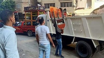 سكرتير عام محافظة الإسكندرية يقود حملة لإزالة الإشغالات بحي العامرية