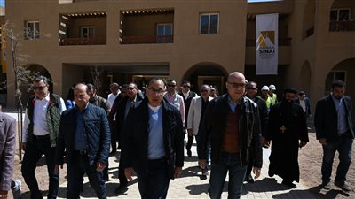 خلال جولته بمشروع 