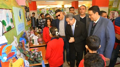 محافظ الغربية يفتتح معرض زفتى لأنشطة مشروع «صحتهم مستقبلهم» بمدرسة نهطاي (صور)
