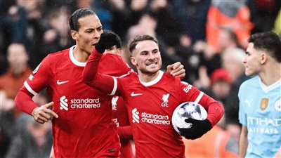 بمشاركة محمد صلاح، ليفربول يتعادل مع مانشستر سيتي 1-1 في قمة الدوري الإنجليزي 