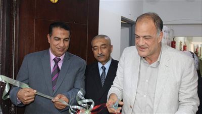 وكيل تعليم الإسماعيلية يفتتح معرض رمضان يجمعنا (صور) 