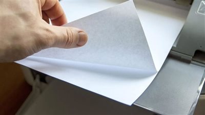 «امتحانات الشهر» تثير أزمة بين المدارس وأولياء الأمور.. ارتباك بسبب عدم توافر الورق والطباعة.. والتعليم تحذر من عقدها فى الحصتين الأولى والأخيرة