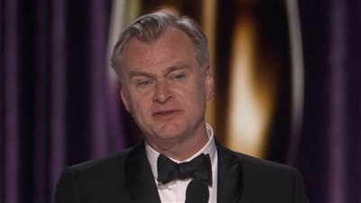  كريستوفر نولان يفوز بجائزة الأوسكار كأفضل مخرج
