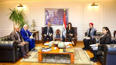 وزيرا التعاون الدولي والتعليم يناقشان توسيع تجربة مدارس المتفوقين في العلوم والتكنولوجيا 