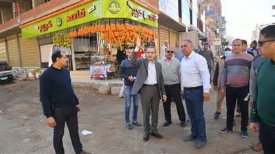 محافظ الغربية يقود حملة تفتيشية مفاجئة على السلاسل التجارية الكبرى 