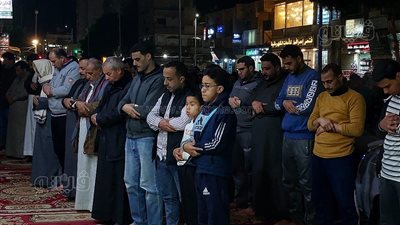 إقبال المواطنين على المساجد أجواء من السعادة بمطروح (صور)