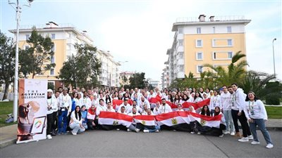 بمشاركة 126 مصري، بوتين يختتم فعاليات مهرجان الشباب بسوتشي